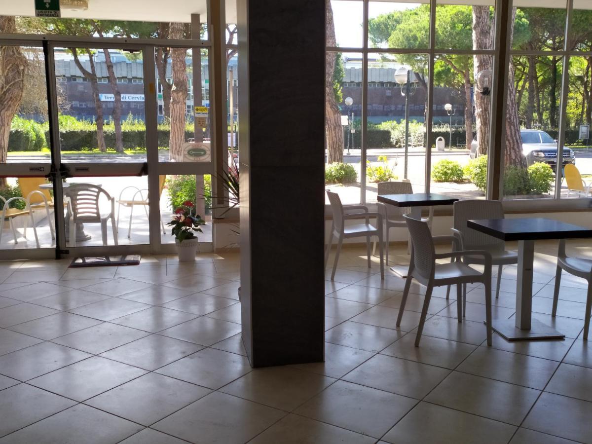 Hotel Madonna Del Pino Τσέρβια Εξωτερικό φωτογραφία