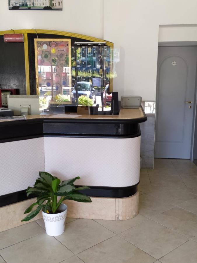 Hotel Madonna Del Pino Τσέρβια Εξωτερικό φωτογραφία
